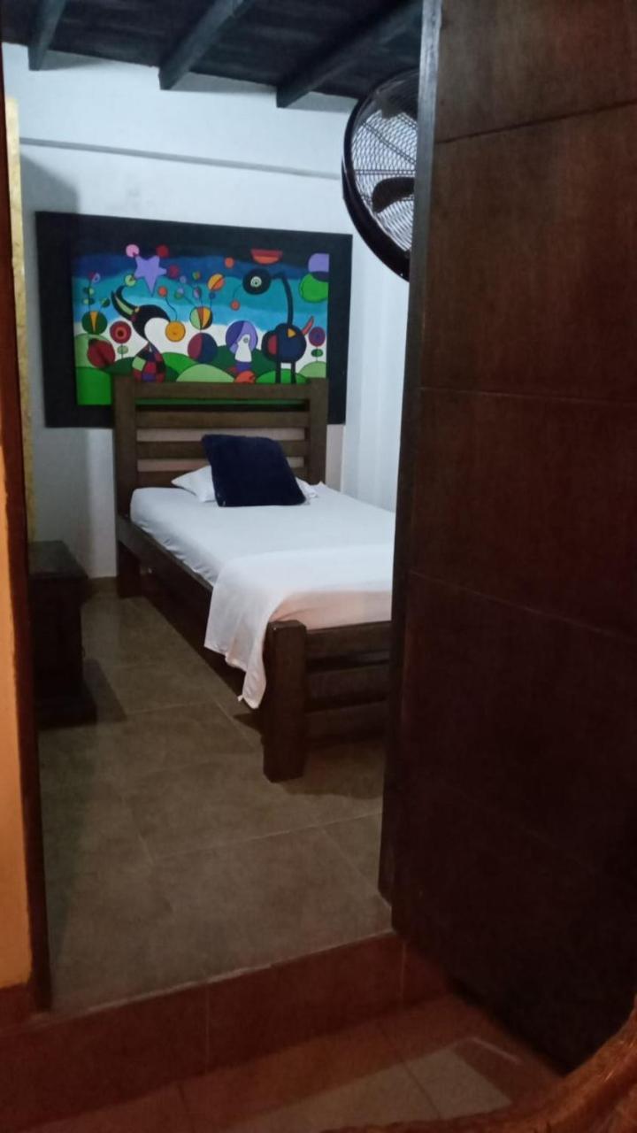 Casa Turistica Zamboss Apartment มอนเตริอา ภายนอก รูปภาพ